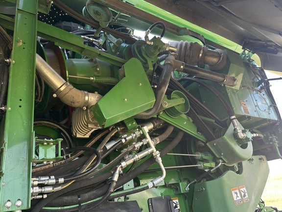 2022 John Deere S790 Combine