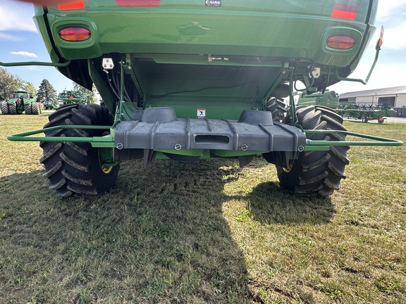 2022 John Deere S790 Combine