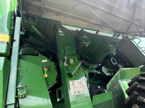 2022 John Deere S790 Combine