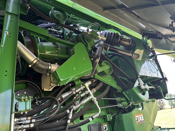 2024 John Deere S780 Combine