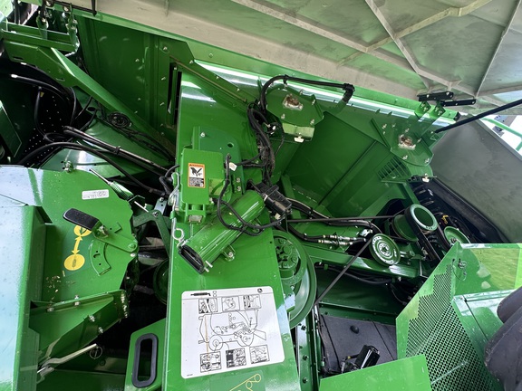 2024 John Deere S780 Combine