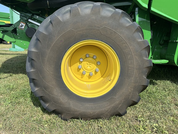 2024 John Deere S780 Combine