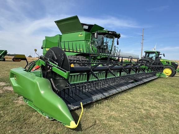 2024 John Deere S780 Combine