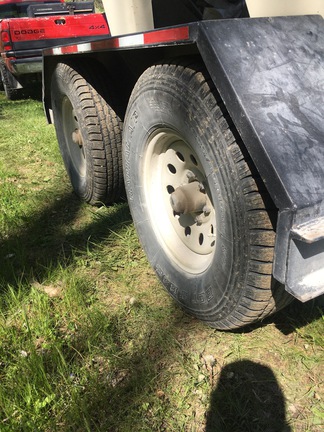 2004 Friesen 240 Tender