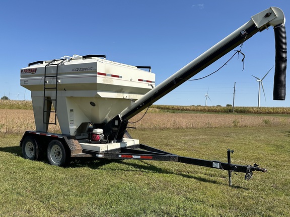 2004 Friesen 240 Tender