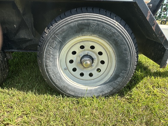 2004 Friesen 240 Tender