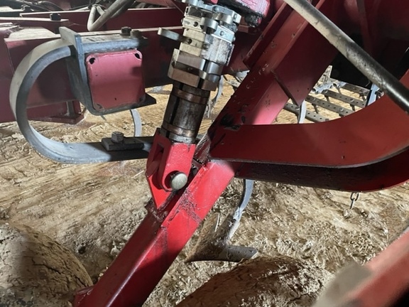 Case IH 4300 Field Cultivator