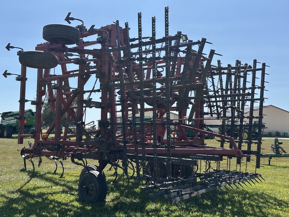 Case IH 4300 Field Cultivator