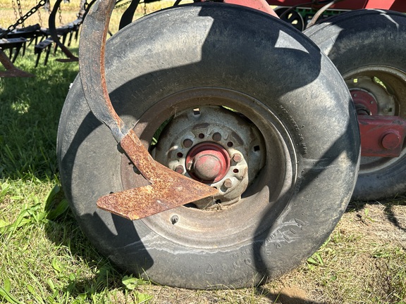 Case IH 4300 Field Cultivator