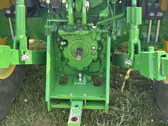 2022 John Deere 5065E Tractor