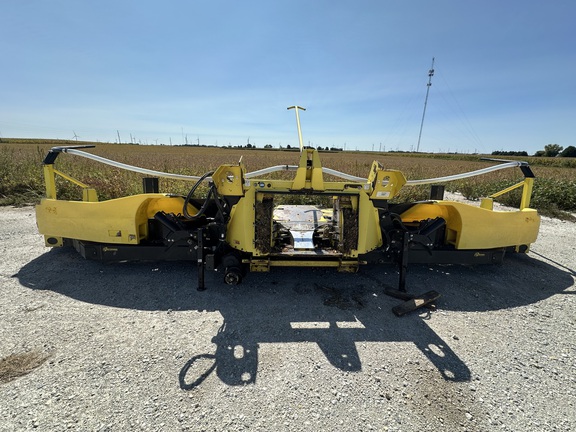 2018 John Deere 770 Header Forage