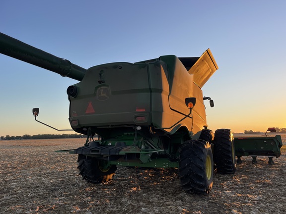2024 John Deere S770 Combine