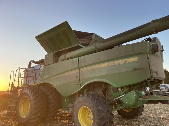 2024 John Deere S770 Combine