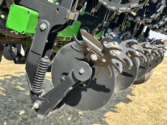 Unverferth 2030DT Strip Till