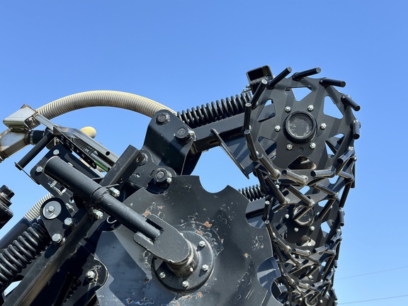 Unverferth 2030DT Strip Till