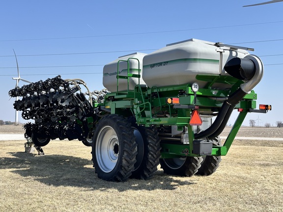 Unverferth 2030DT Strip Till