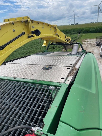 2018 John Deere 8800 Forage Harvester