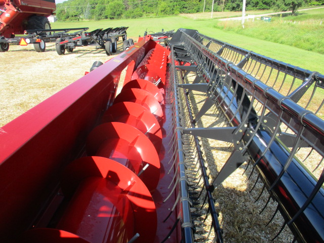 2023 Case IH 3020 FLEX HEAD Header Combine