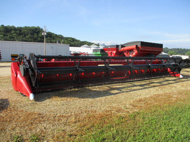 2023 Case IH 3020 FLEX HEAD Header Combine