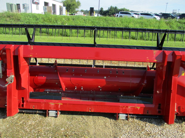 2023 Case IH 3020 FLEX HEAD Header Combine