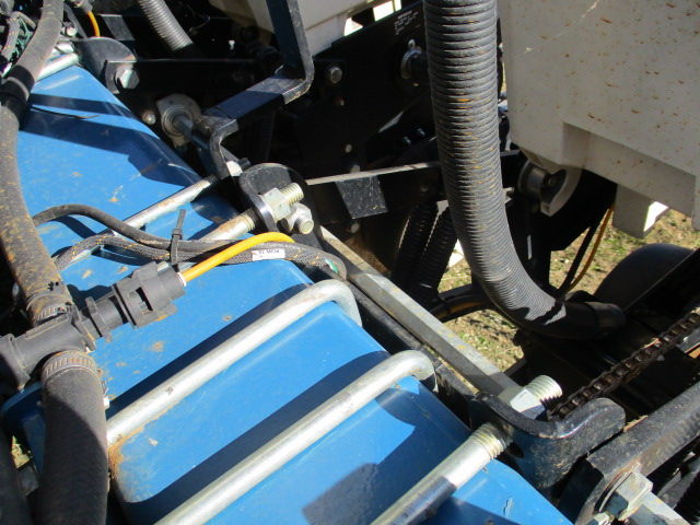 2004 Kinze 3200 12 row Planter