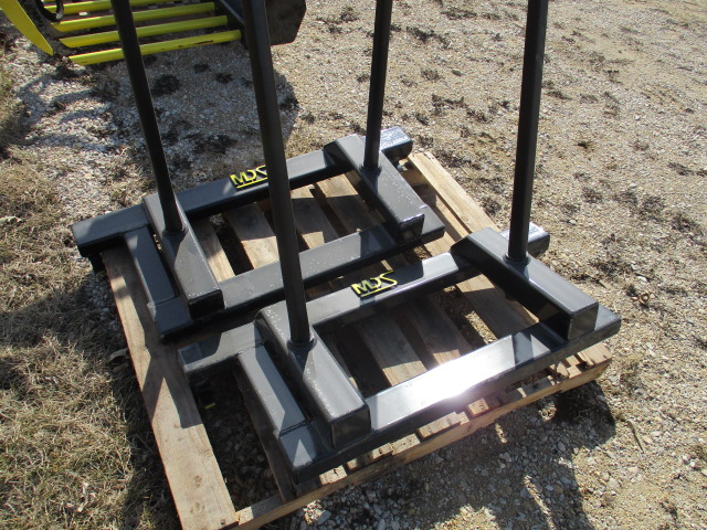 2024 MDS 5202B MDS DOUBLE TINE BALE STABBER, BLACK (EURO SE Bale Fork