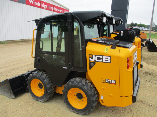 2024 JCB 215 Skid Steer Loader