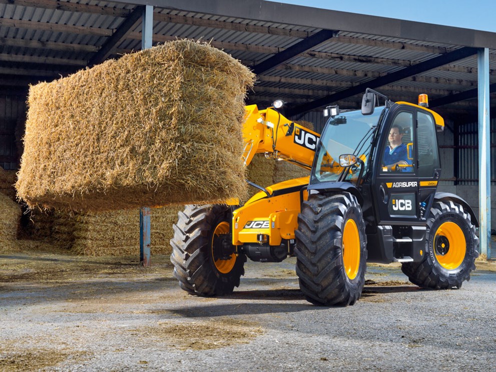 2024 JCB 542-70 AGRI PLUS TeleHandler