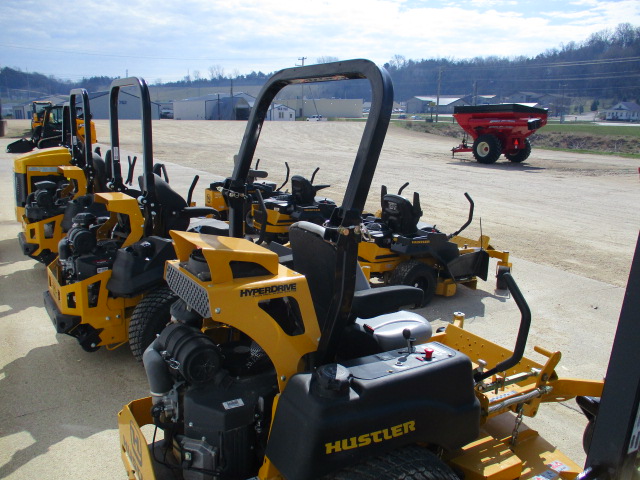 2015 Hustler Excel Super Z Hyperdrive 932160 Mower/Zero Turn