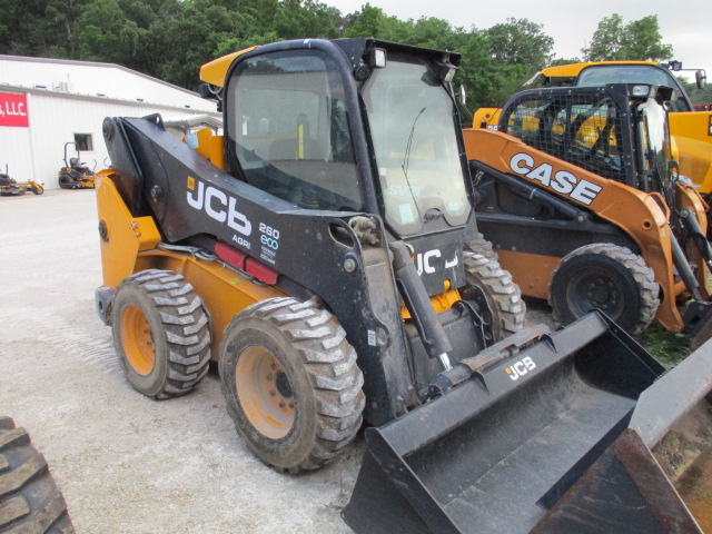 2016 JCB 260 Skid Steer Loader