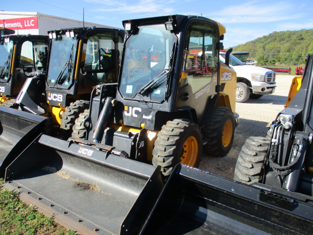 2016 JCB 260 Skid Steer Loader