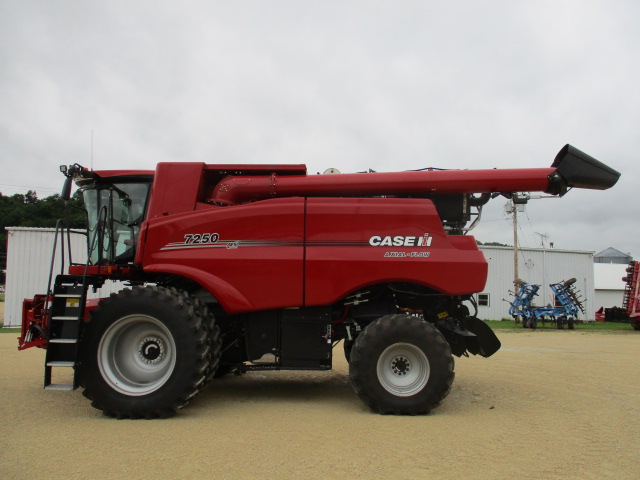 2022 Case IH 7250 Combine