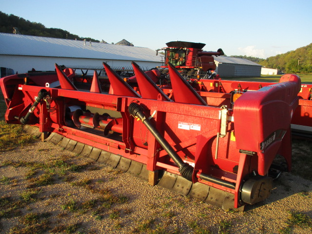 2010 Case IH 2608 Header Corn Head