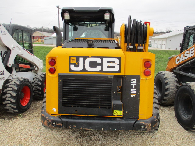 2022 JCB 3TS-8T Compact Track Loader