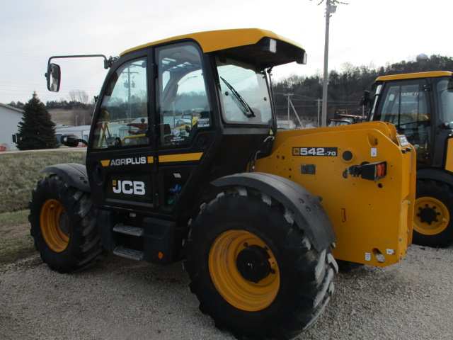 2021 JCB 542-70 Agri Plus TeleHandler