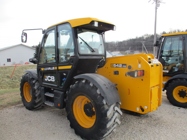 2021 JCB 542-70 Agri Plus TeleHandler