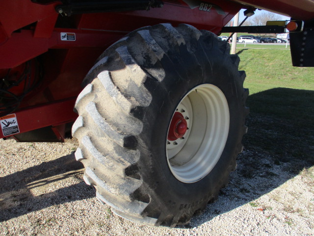 2010 Brent 882 Grain Cart