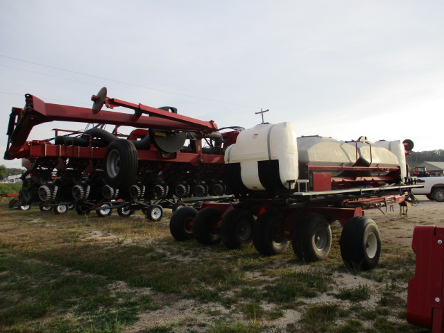 2008 Case IH 1245 Planter