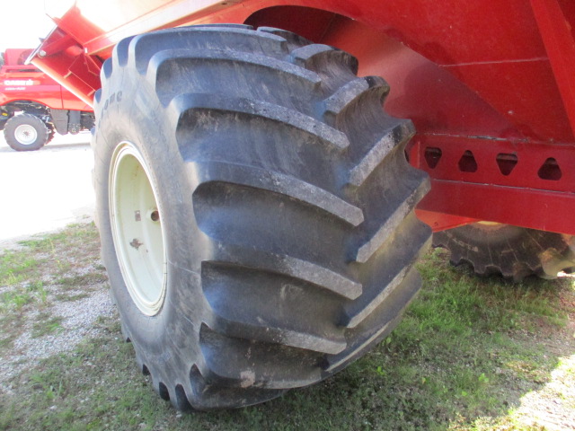 2008 Brent 1394 Grain Cart