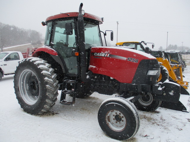 2014 Case IH Farmall 125A Tractor