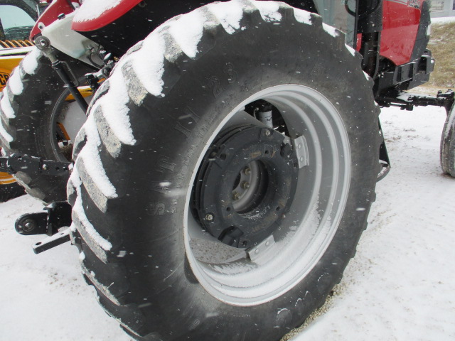 2014 Case IH Farmall 125A Tractor