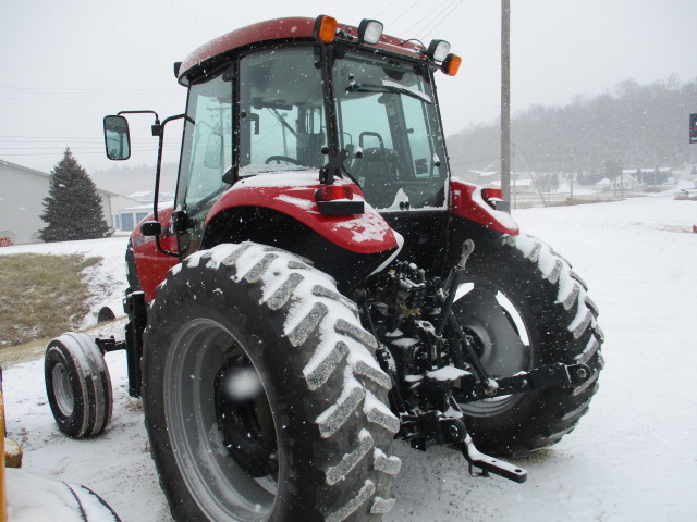 2014 Case IH Farmall 125A Tractor