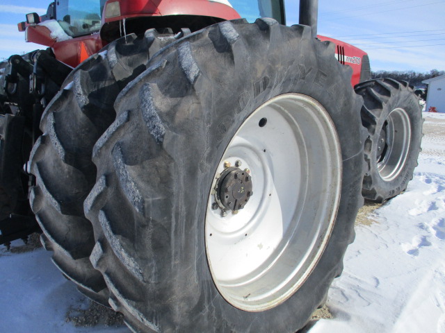 2002 Case IH MX270 Tractor