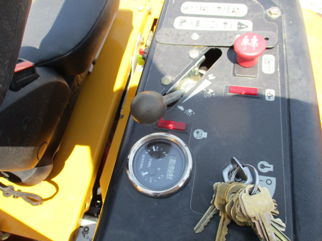 2017 Hustler Excel SUPER Z-33KOH72"-RD-935064 Mower/Zero Turn