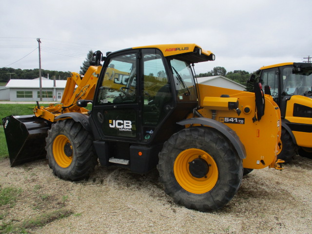 2017 JCB 541-70 Agri-Plus TeleHandler