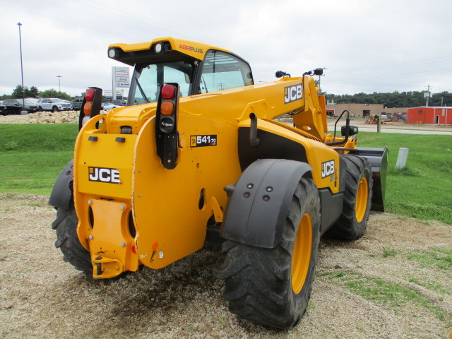 2017 JCB 541-70 Agri-Plus TeleHandler