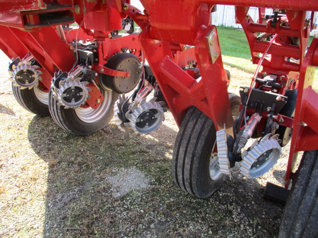 2021 Case IH ER 2150 PLANTER:-2 Point Hitch:-16 Rows Planter