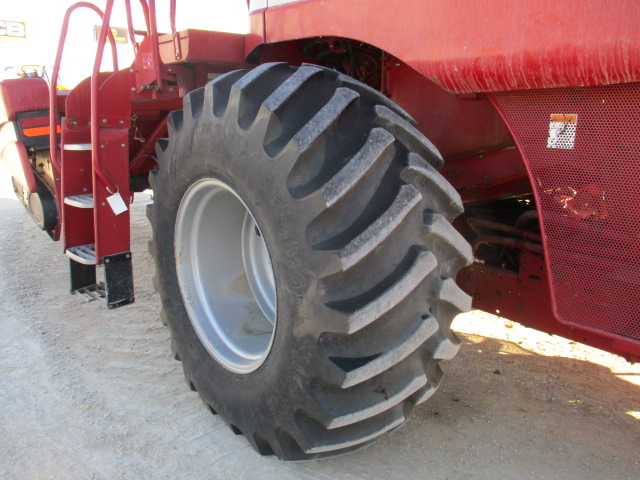 2003 Case IH 2388 Combine