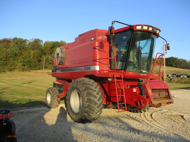 2003 Case IH 2388 Combine