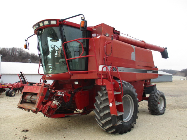 2003 Case IH 2388 Combine